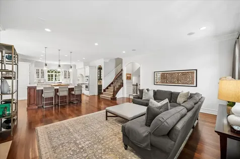 654 Pine Street Winnetka IL 60093