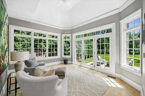 654 Pine Street Winnetka IL 60093
