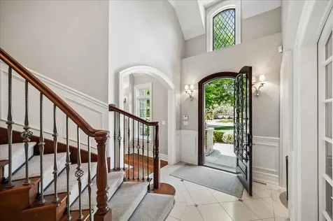 654 Pine Street Winnetka IL 60093