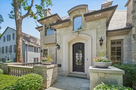 654 Pine Street Winnetka IL 60093