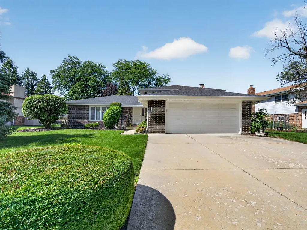 1609 Briarcrest Drive New Lenox IL 60451