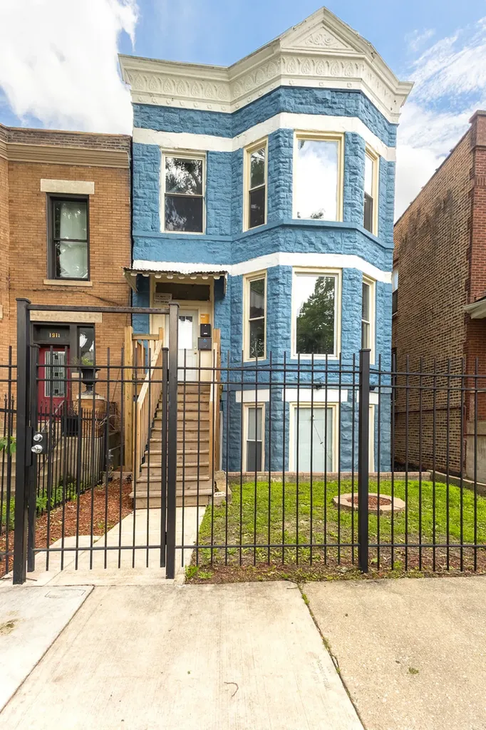 1913 South Troy Street Chicago IL 60623