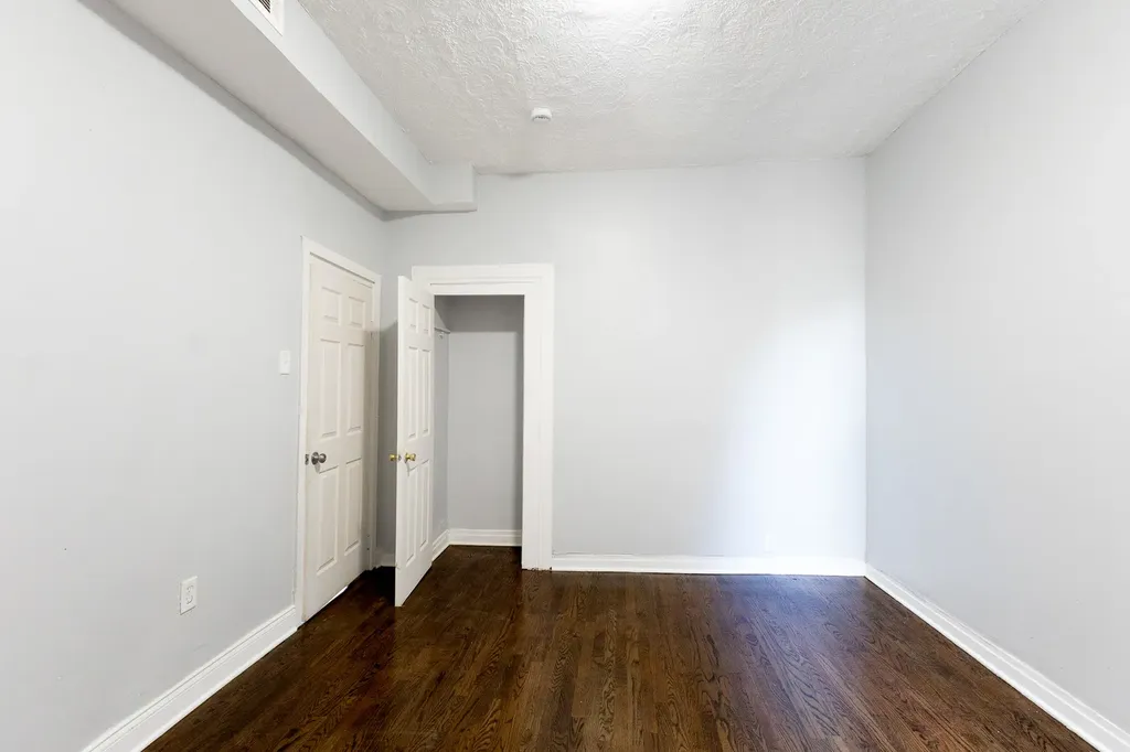 1913 South Troy Street Chicago IL 60623