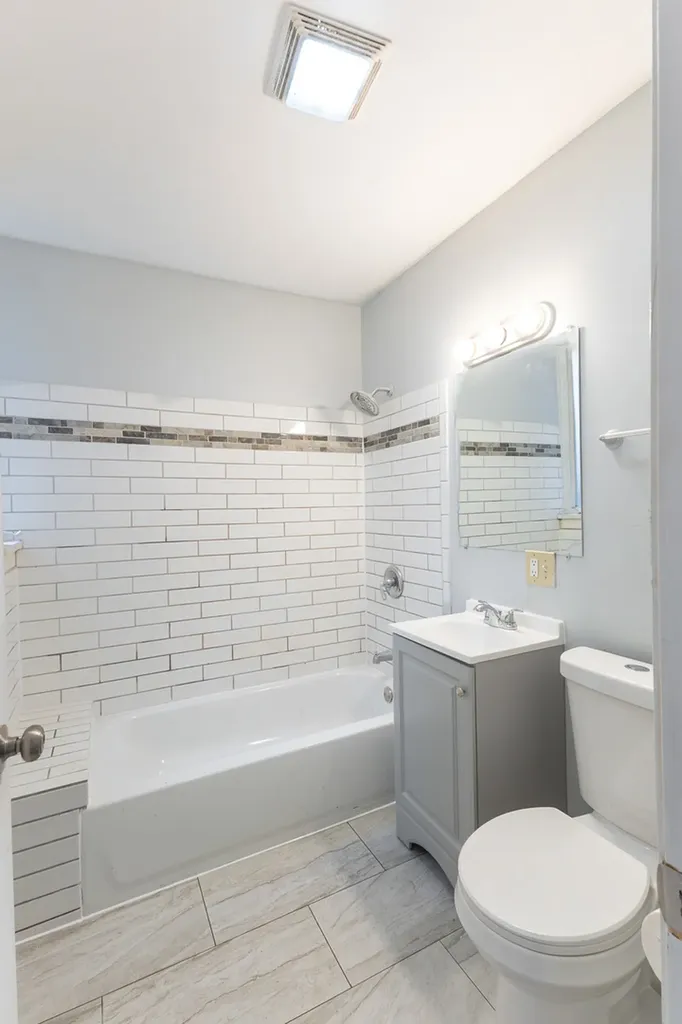 1913 South Troy Street Chicago IL 60623