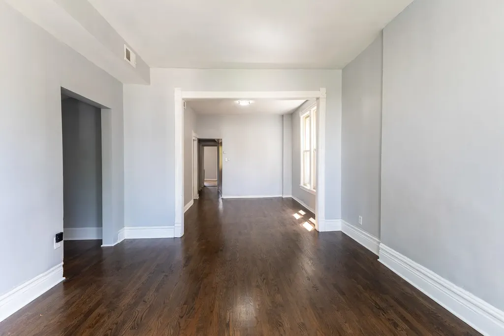 1913 South Troy Street Chicago IL 60623
