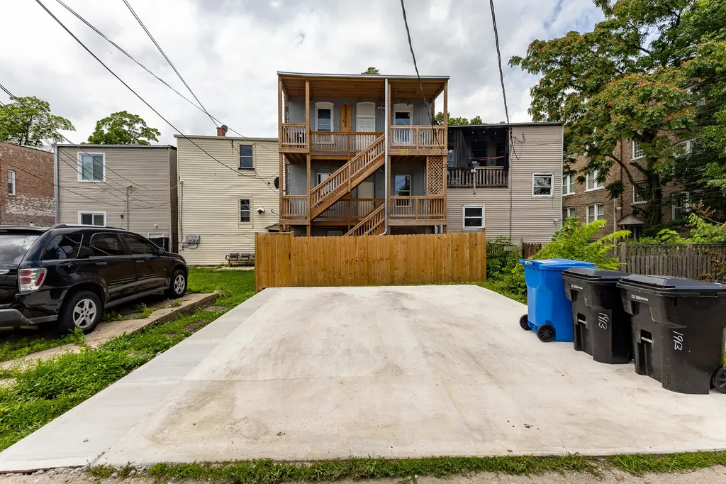 1913 South Troy Street Chicago IL 60623