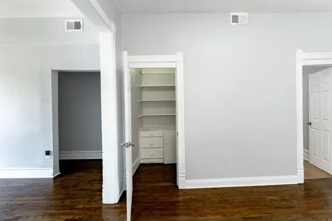 1913 South Troy Street Chicago IL 60623