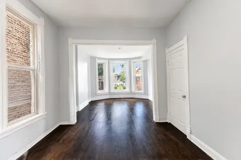 1913 South Troy Street Chicago IL 60623