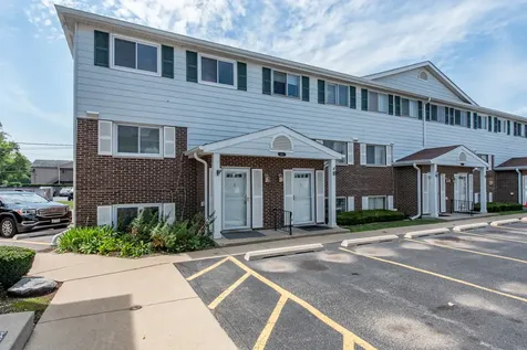 551 West Park Avenue Libertyville IL 60048