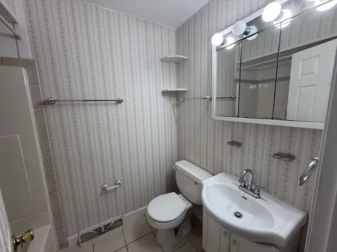 551 West Park Avenue Libertyville IL 60048