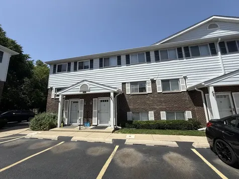 551 West Park Avenue Libertyville IL 60048