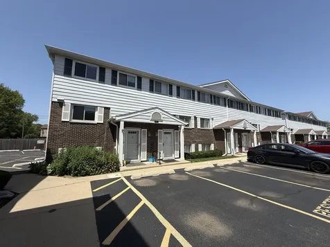 551 West Park Avenue Libertyville IL 60048