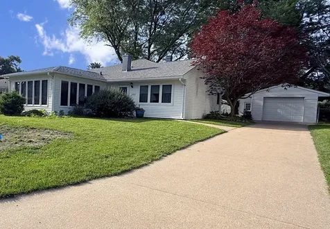2822 28TH Avenue Rock Island IL 61201