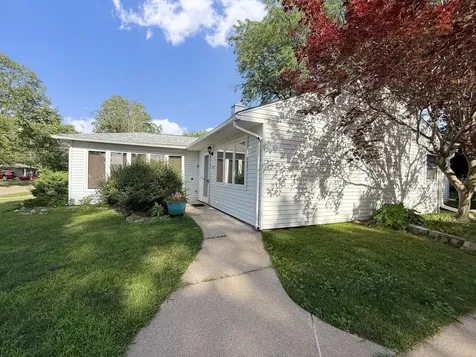 2822 28TH Avenue Rock Island IL 61201