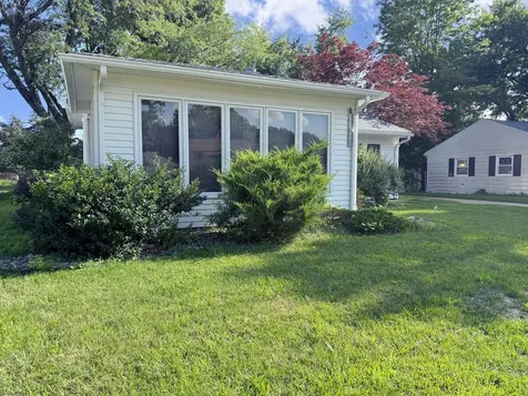 2822 28TH Avenue Rock Island IL 61201