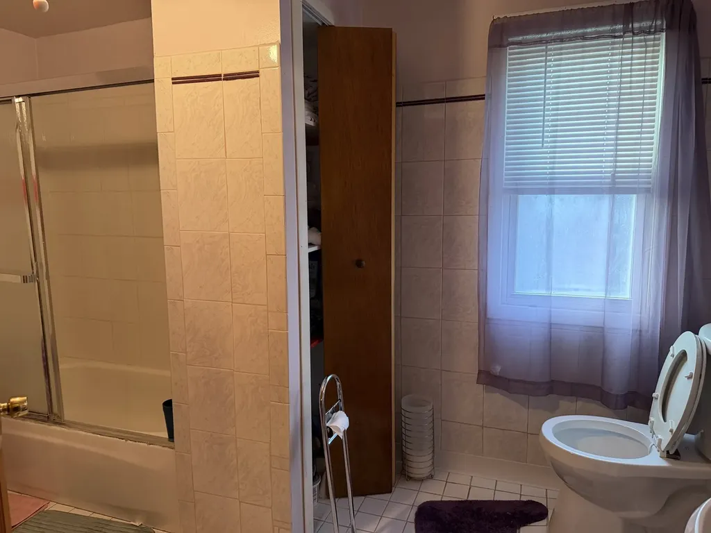 7241 South Talman Avenue Chicago IL 60629