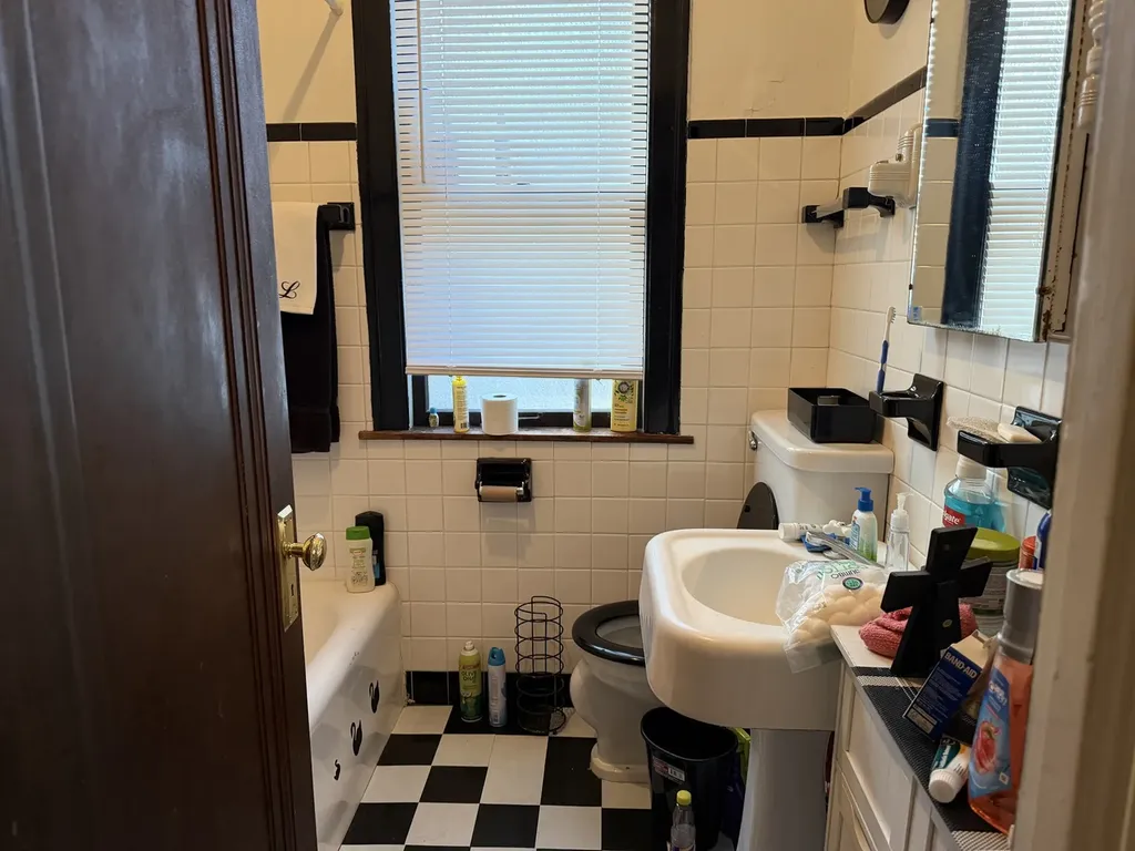7241 South Talman Avenue Chicago IL 60629