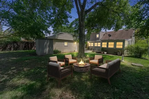 124 Westward Ho Drive Northlake IL 60164