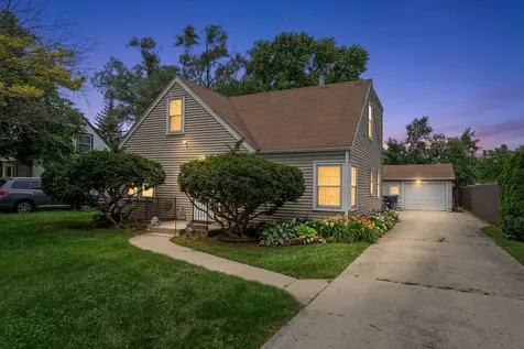124 Westward Ho Drive Northlake IL 60164