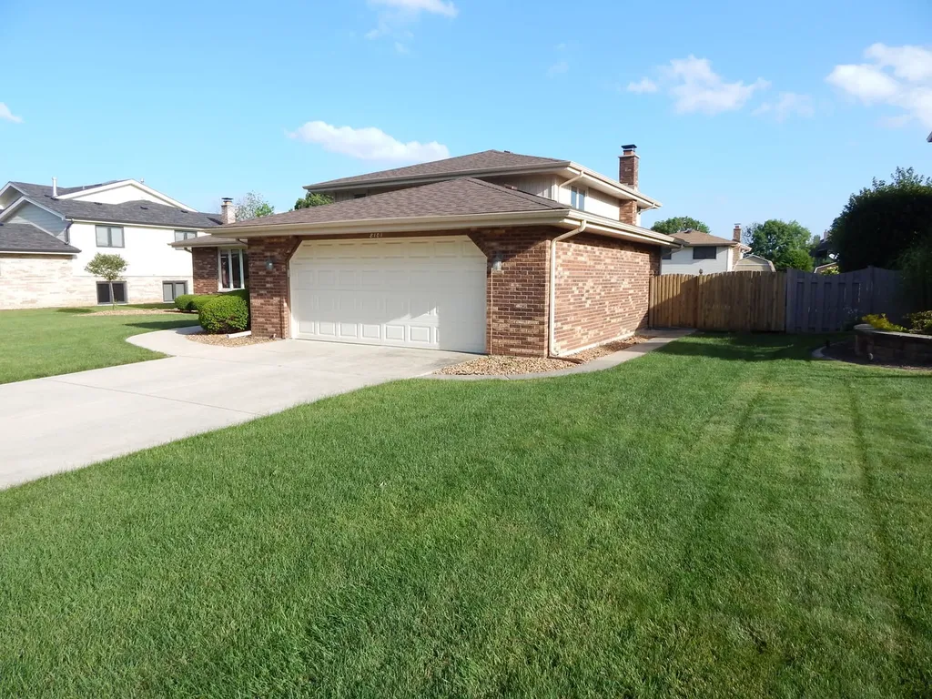 8101 Braeburn Lane Orland Park IL 60462