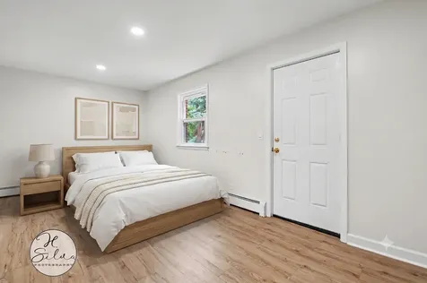 10 Arrowhead Drive Algonquin IL 60102
