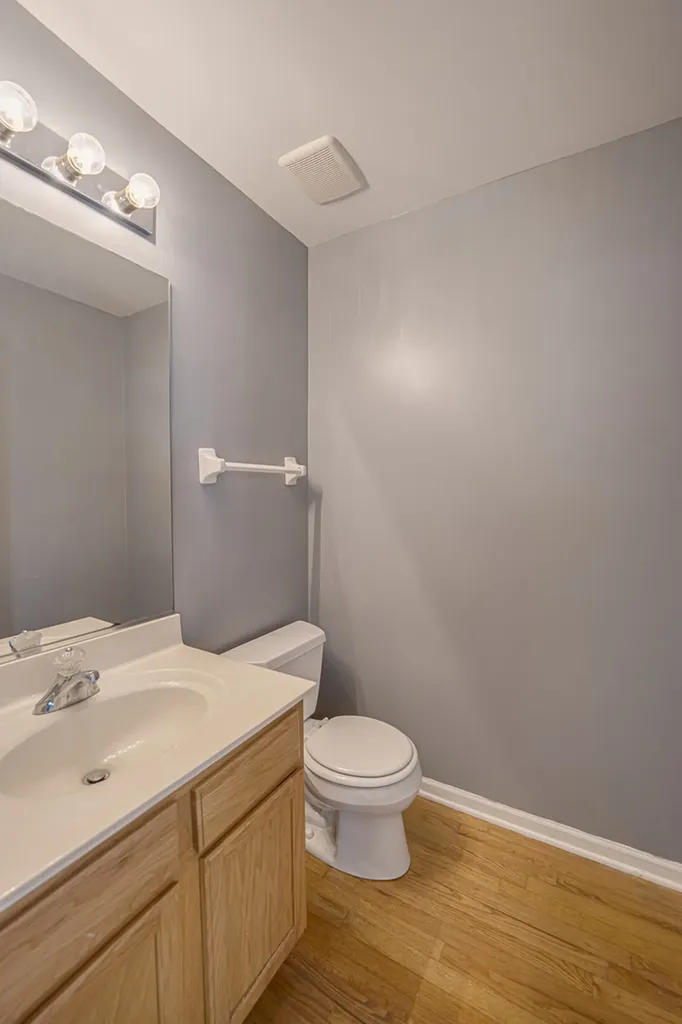 2464 Blue Spruce Lane Aurora IL 60502