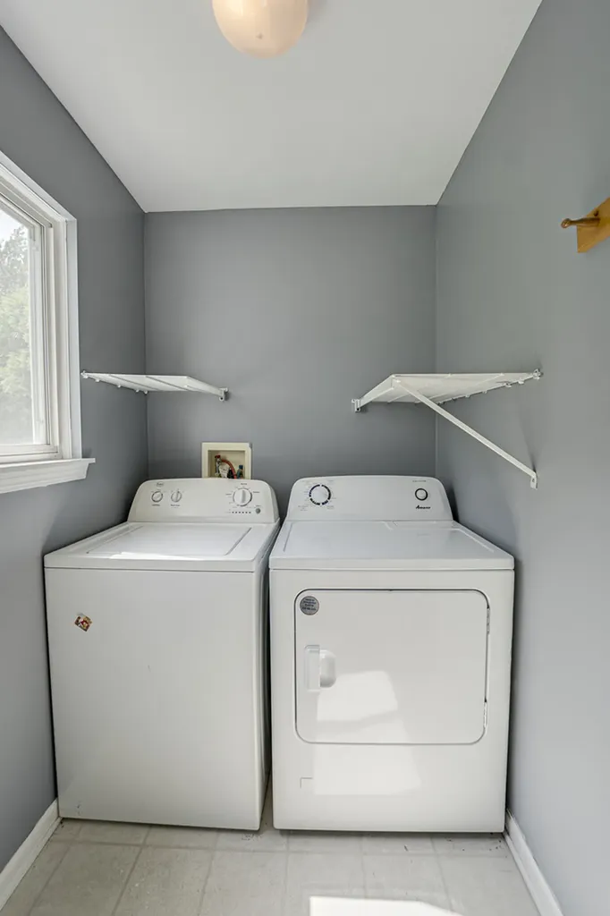 2464 Blue Spruce Lane Aurora IL 60502