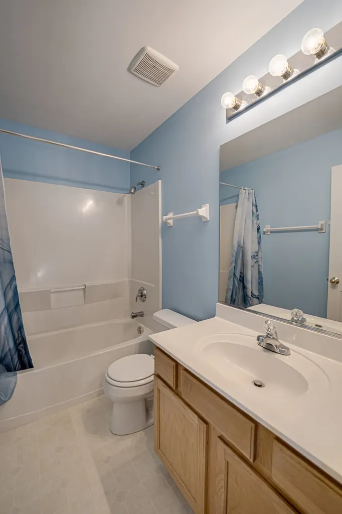 2464 Blue Spruce Lane Aurora IL 60502