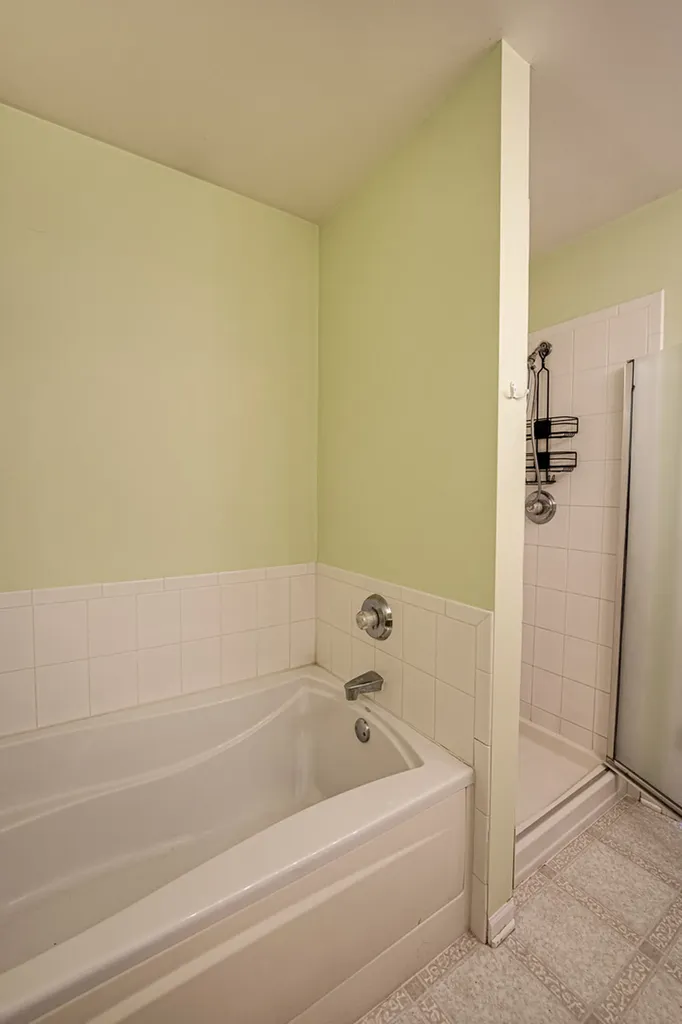 2464 Blue Spruce Lane Aurora IL 60502