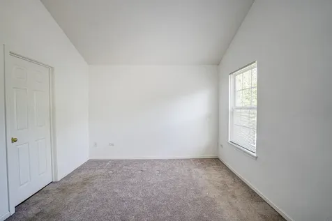 2464 Blue Spruce Lane Aurora IL 60502