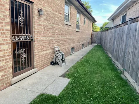 6822 West Higgins Avenue Chicago IL 60656