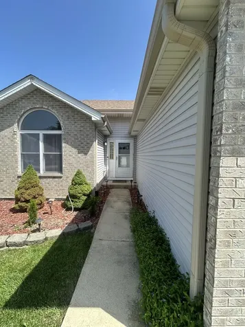 53 Sunrise Court Steger IL 60475