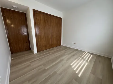 2416 West Foster Avenue Chicago IL 60625