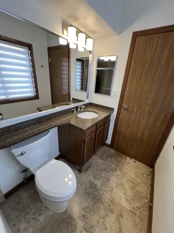 2416 West Foster Avenue Chicago IL 60625