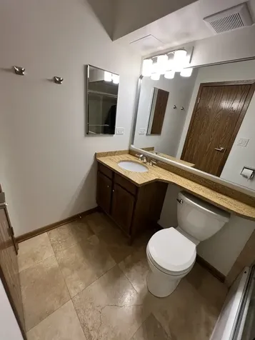 2416 West Foster Avenue Chicago IL 60625