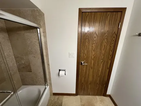 2416 West Foster Avenue Chicago IL 60625