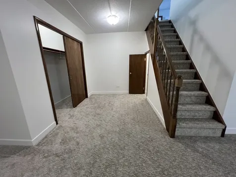2416 West Foster Avenue Chicago IL 60625