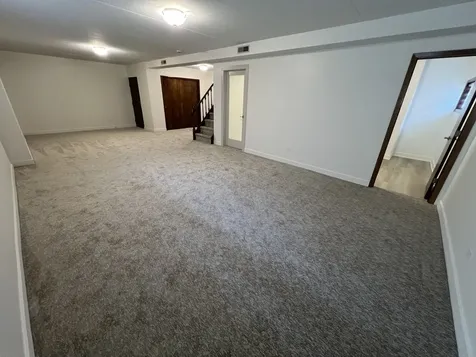 2416 West Foster Avenue Chicago IL 60625