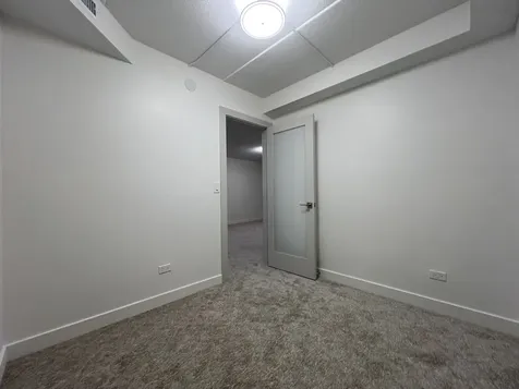 2416 West Foster Avenue Chicago IL 60625