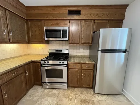 2416 West Foster Avenue Chicago IL 60625
