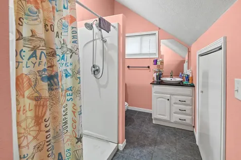 523 East Mitchell Street Salem IL 62881