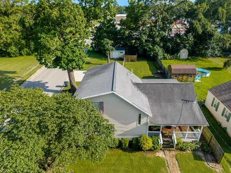 523 East Mitchell Street Salem IL 62881