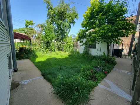 2302 West Addison Street Chicago IL 60618
