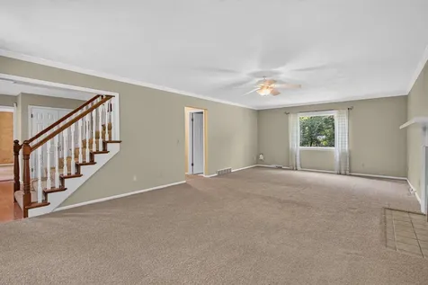 906 34 Avenue Moline IL 61265