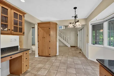 906 34 Avenue Moline IL 61265