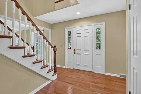 906 34 Avenue Moline IL 61265