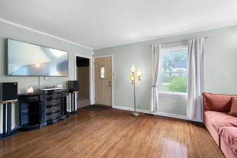 1257 Brandywine Circle Batavia IL 60510