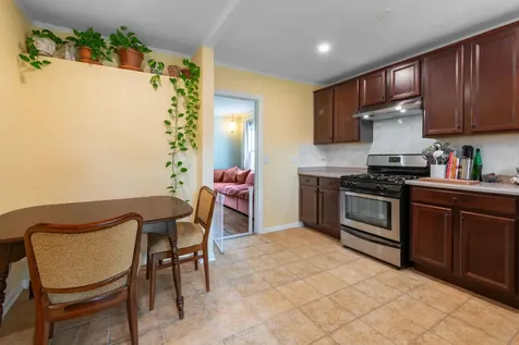 1257 Brandywine Circle Batavia IL 60510