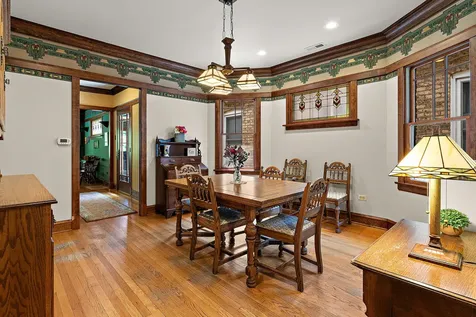 2948 West Wilson Avenue Chicago IL 60625