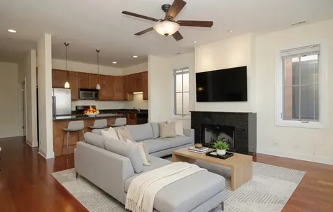 2243 North Lister Avenue Chicago IL 60614